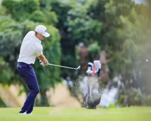 不只是代步,更是人生主场,尊界S800与当代精英的“动与静”哲学共鸣