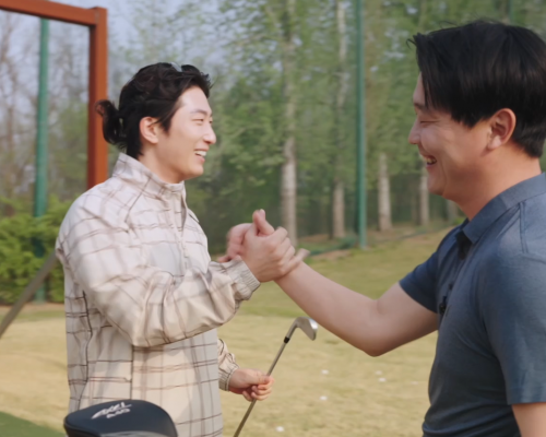 窦骁的高尔夫Vlog背后，尊界S800如何融入豪门圈层日常